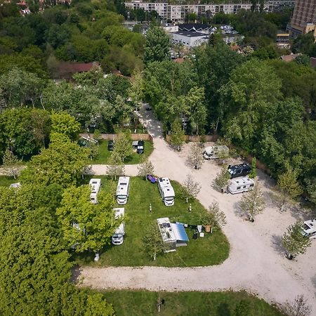 Arena Kemping & Vendeghaz Otel Budapeşte Dış mekan fotoğraf